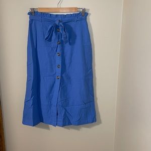 Blue button skirt